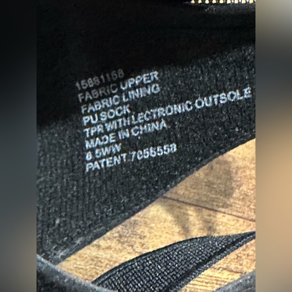 TORRID SHOES. 8.5 - Picture 6 of 6